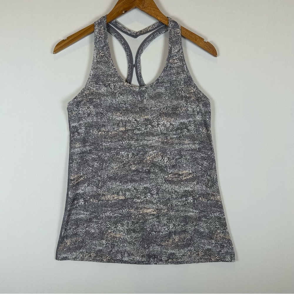 Lululemon‎ Women's Gray Nulu Cool Racerback II Tank Top